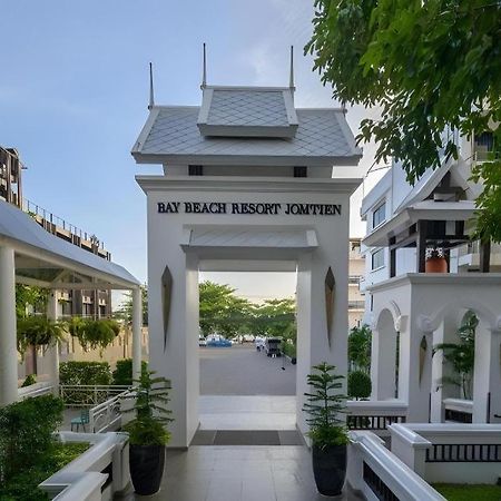 เบย์บีช รีสอร์ต จอมเทียน Hotel Pattaya ภายนอก รูปภาพ