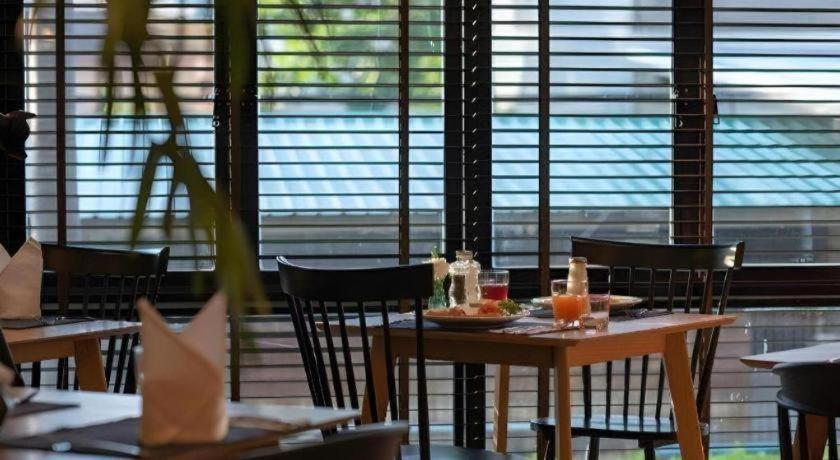 เบย์บีช รีสอร์ต จอมเทียน Hotel Pattaya ภายนอก รูปภาพ